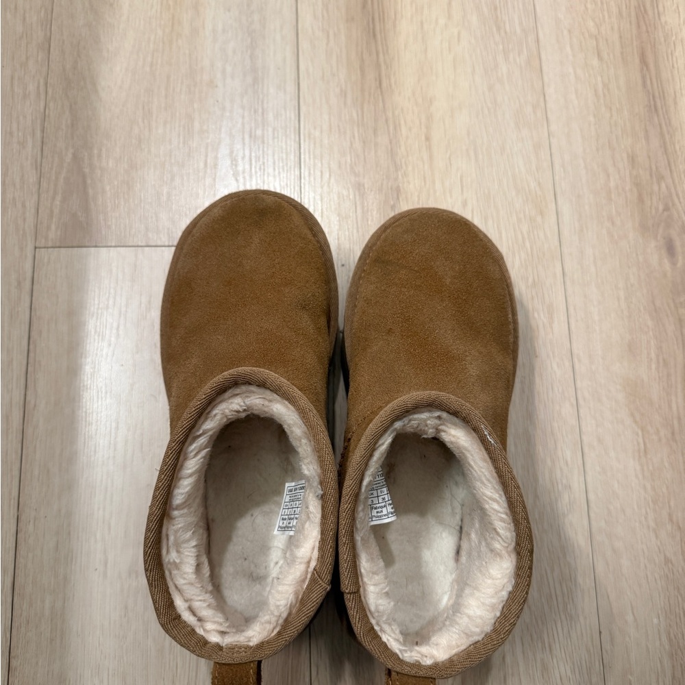 UGG Classic Ultra Mini Platforms - image 2
